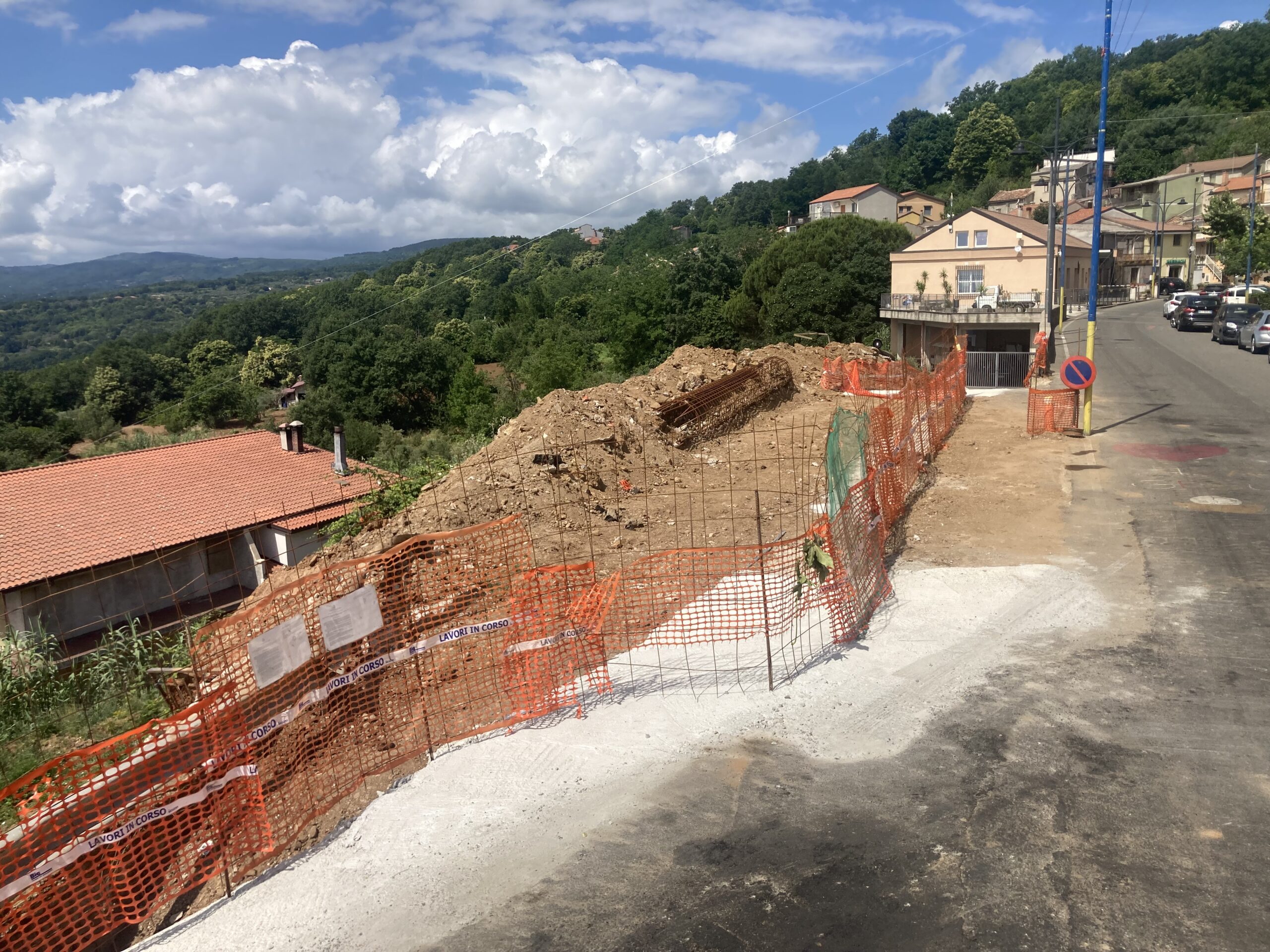 Cenadi: siamo geometri o ingegneri? Il cantiere da un milione di euro e la scadenza del 30 giugno 2026